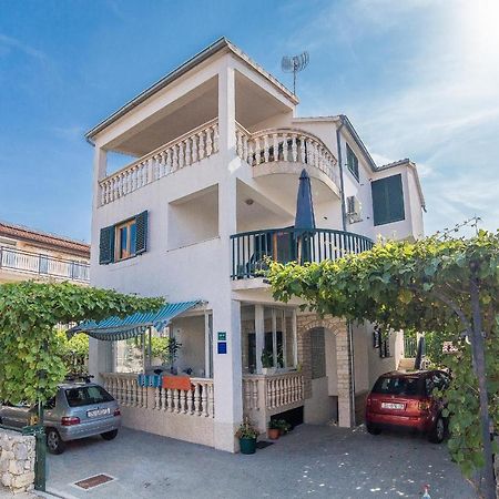 Apartments Grulovic ซรีมา ภายนอก รูปภาพ