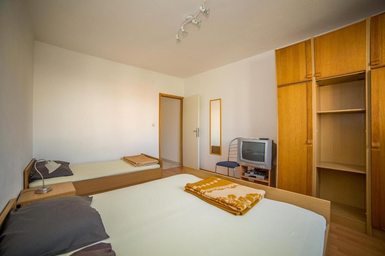 Apartments Grulovic ซรีมา ภายนอก รูปภาพ